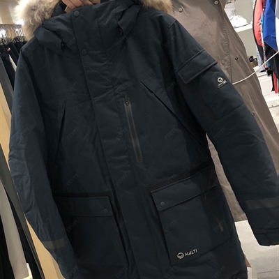 戶外品牌-滑雪服-【實拍】戶外滑雪服