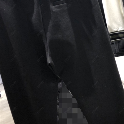 商場品牌-男褲-靚仔（實(shí)拍）