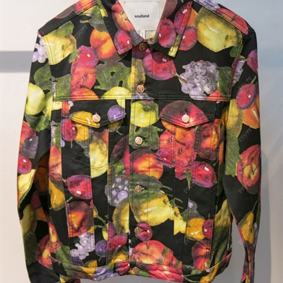 商場品牌-外套-【Pitti Uomo展】休閑夾克