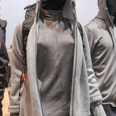運(yùn)動(dòng)品牌-套裝-【展會(huì)】女運(yùn)動(dòng)套裝