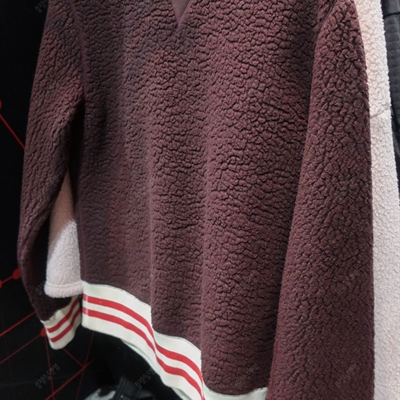 運(yùn)動(dòng)品牌-衛(wèi)衣-【Outdoor Retailer冬季戶外用品展】女運(yùn)動(dòng)衛(wèi)衣