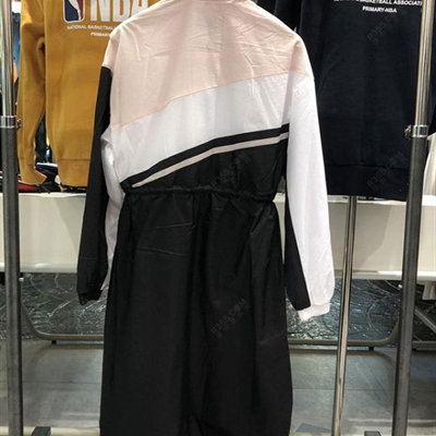運(yùn)動(dòng)品牌-外套-【實(shí)拍】女運(yùn)動(dòng)單衣