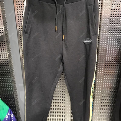 商場品牌-潮褲-潮褲