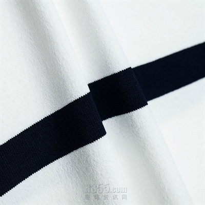 商場品牌-短袖-T恤