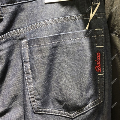 商場品牌-牛仔褲-牛仔褲