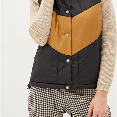 戶外品牌-棉衣/羽絨服-女戶外棉服