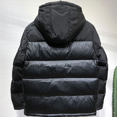 市場上裝-棉衣/羽絨服-時尚商務(wù)棉服【實拍】