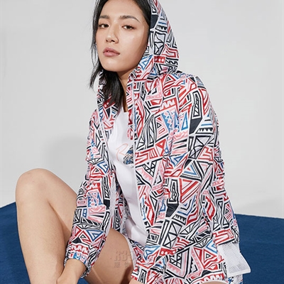 運動品牌-套裝-女運動套裝