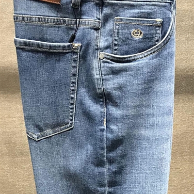 商場品牌-牛仔褲-牛仔褲