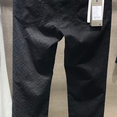 商場品牌-牛仔褲-牛仔褲