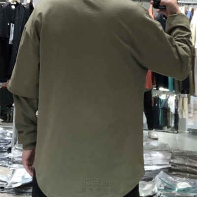 市場上裝-T恤-休閑T恤