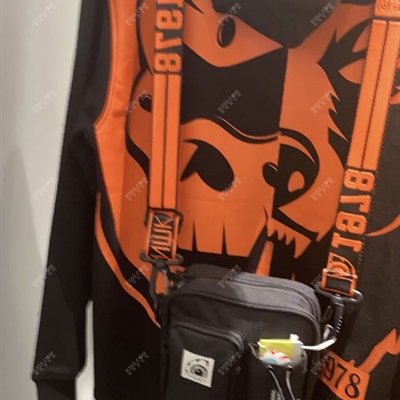 商場品牌-套頭-衛(wèi)衣【實拍】