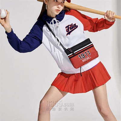 運動品牌-衛衣-女運動衛衣