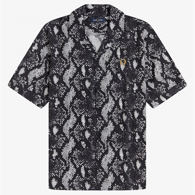 運(yùn)動(dòng)品牌-襯衫-男運(yùn)動(dòng)襯衫