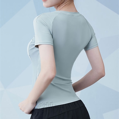 運(yùn)動(dòng)品牌-T恤-女運(yùn)動(dòng)T恤