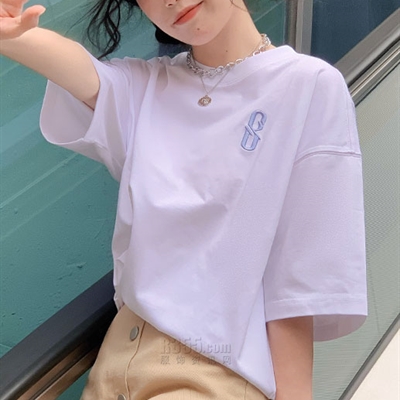 運(yùn)動品牌-T恤-女運(yùn)動T恤
