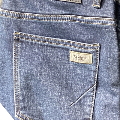 商場品牌-牛仔褲-牛仔褲