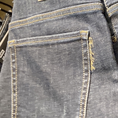 商場品牌-牛仔褲-牛仔褲