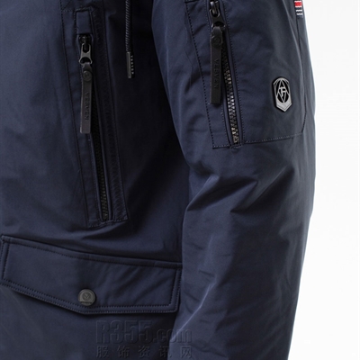 市場上裝-棉衣/羽絨服-商務棉服