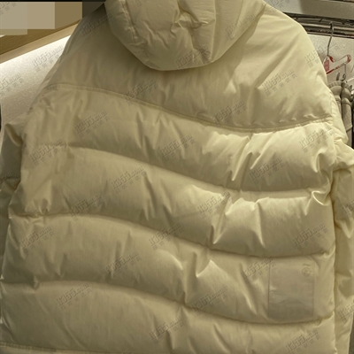 運動品牌-棉衣/羽絨-女運動棉服【實拍】