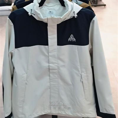 運(yùn)動品牌-外套-男運(yùn)動單衣