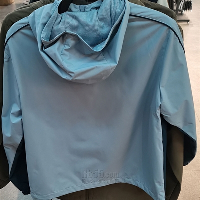 運動品牌-外套-女運動單衣