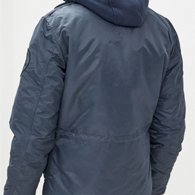 市場上裝-棉衣/羽絨服-商務棉服