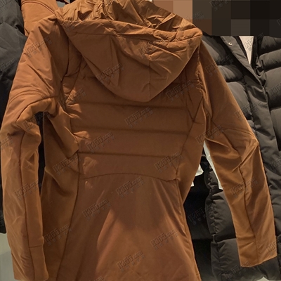 運動品牌-棉衣/羽絨-女運動棉服【實拍】